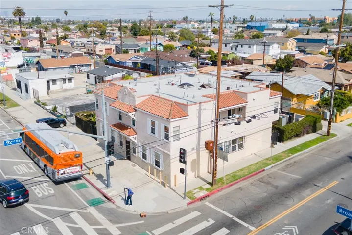 9124 S Broadway, Los Angeles, California 90003