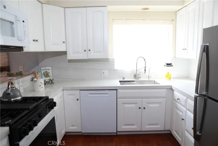 706 Amador Street, Los Angeles, California 90012