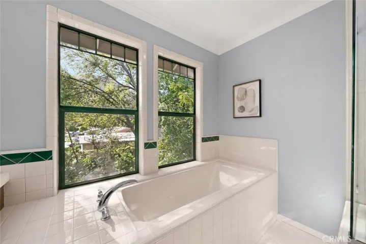 574 Dana B, San Luis Obispo, California 93401