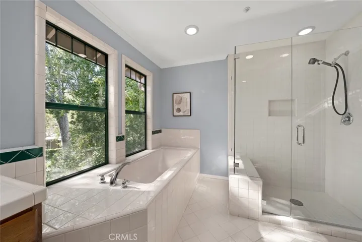 574 Dana B, San Luis Obispo, California 93401