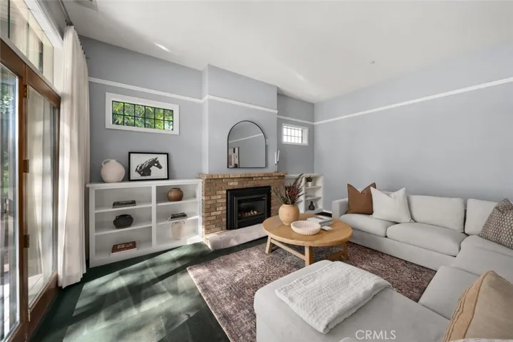 574 Dana B, San Luis Obispo, California 93401