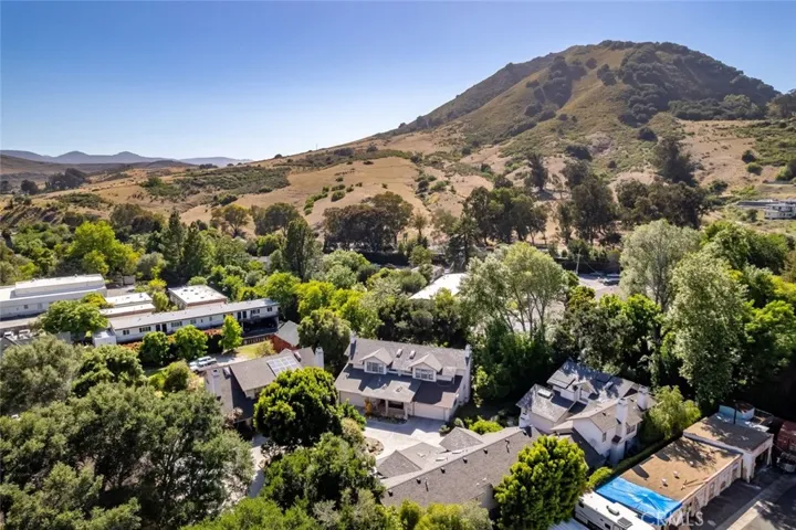 574 Dana B, San Luis Obispo, California 93401