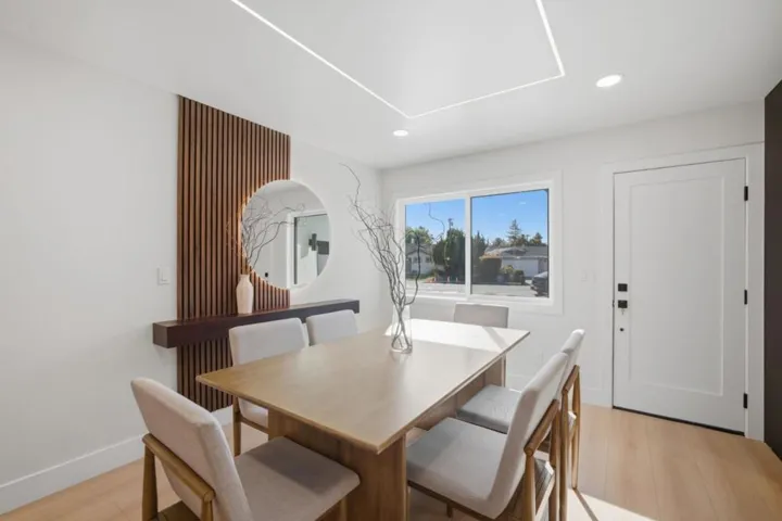 390 Lawndale Avenue, Campbell, California 95008