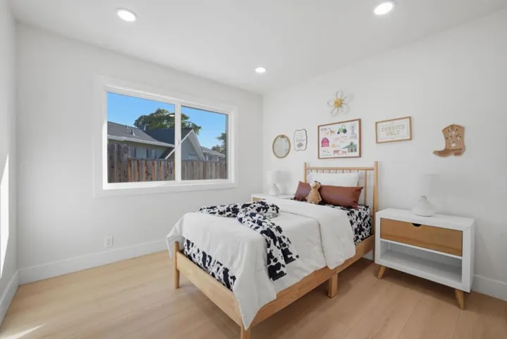 390 Lawndale Avenue, Campbell, California 95008