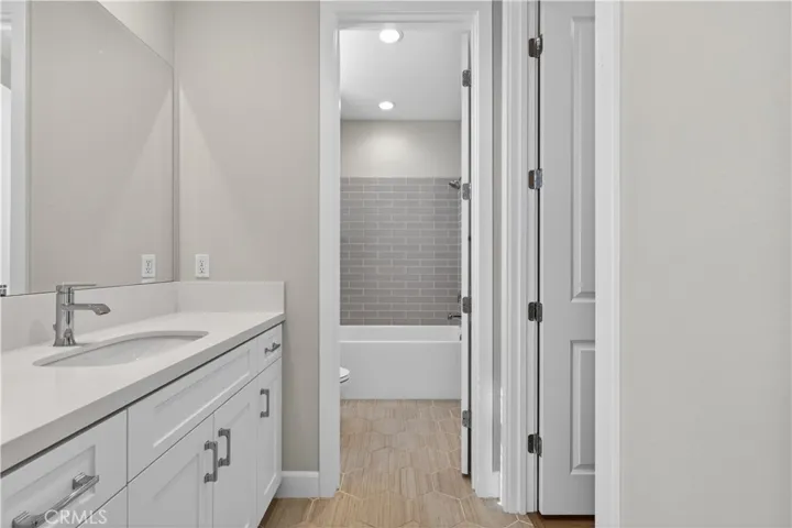 124 Draw, Irvine, California 92618