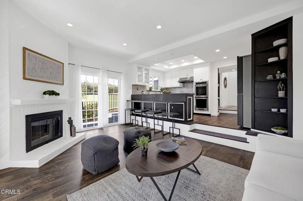15-web-or-mls-20260607-01-4655ClubViewDr