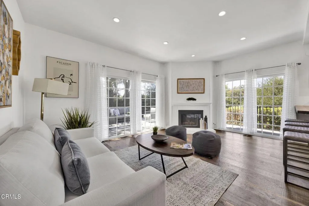 14-web-or-mls-20260607-01-4655ClubViewDr