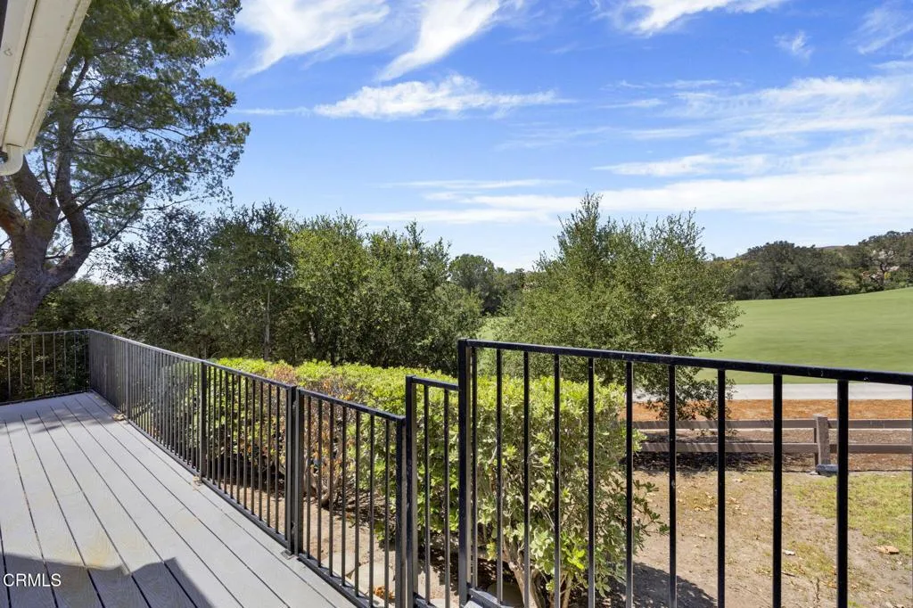 35-web-or-mls-20260607-01-4655ClubViewDr