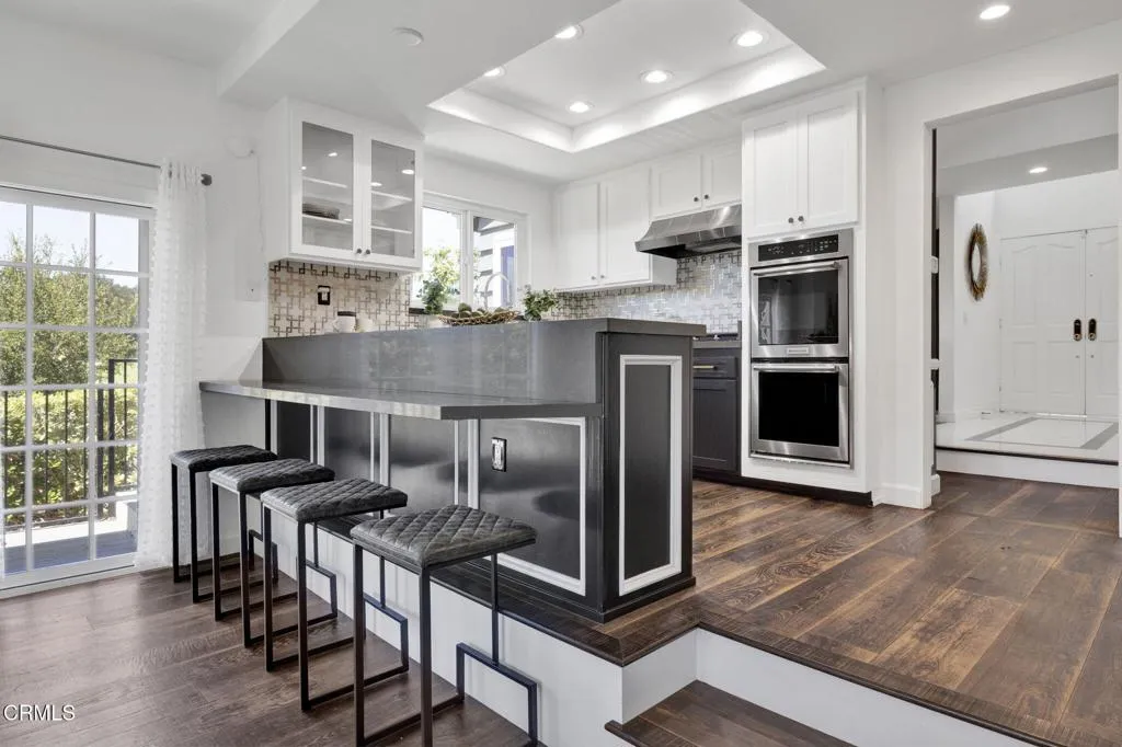 11-web-or-mls-20260607-01-4655ClubViewDr