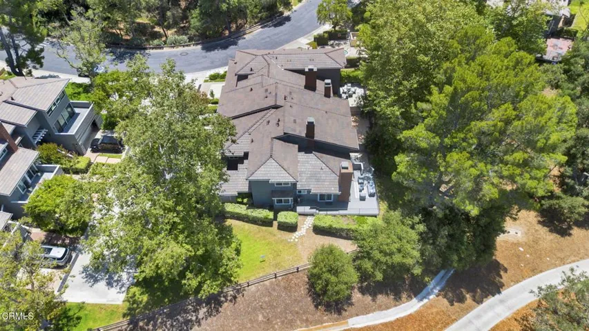 38-web-or-mls-20260607-01-4655ClubViewDr