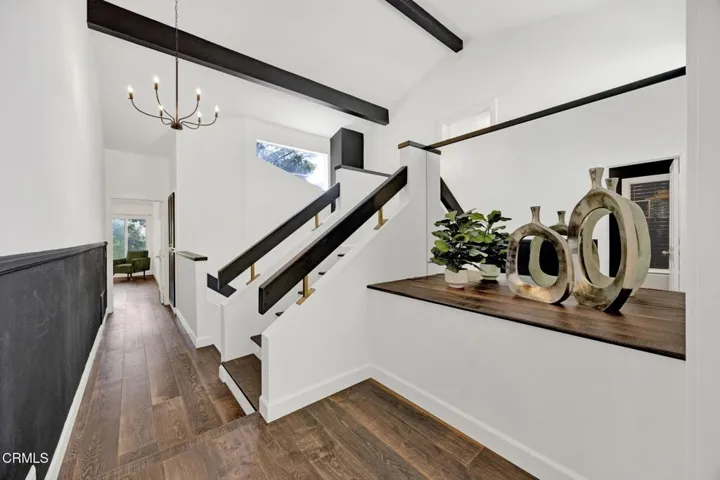 19-web-or-mls-20260607-01-4655ClubViewDr