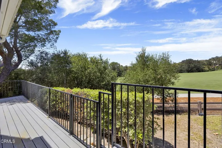 35-web-or-mls-20260607-01-4655ClubViewDr