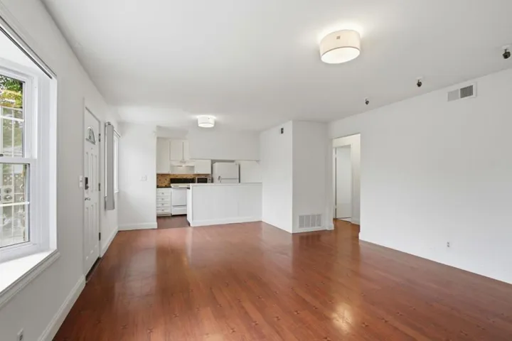 5663 Calmor Avenue 1, San Jose, California 95123