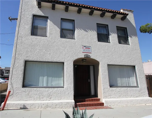 679 Obispo, Long Beach, California 90814
