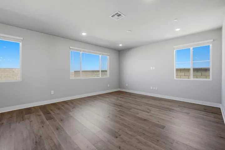 Vinyl flooring
