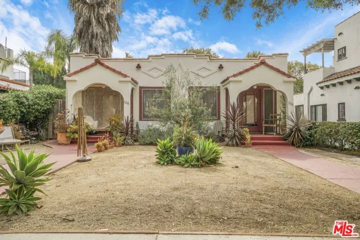 1218 Poinsettia Drive, West Hollywood, California 90046