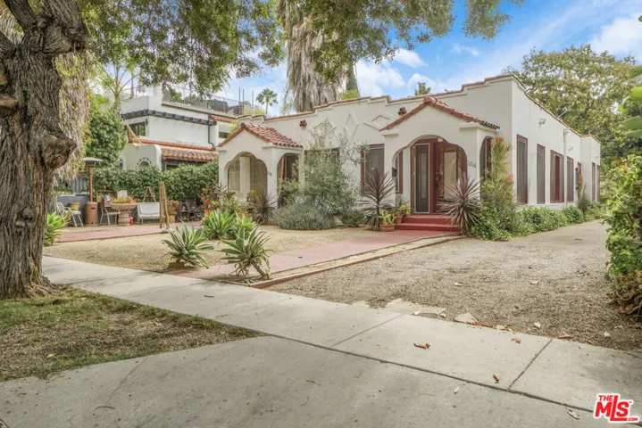 1218 Poinsettia Drive, West Hollywood, California 90046