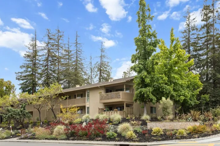 2315 Eastridge Avenue 724, Menlo Park, California 94025