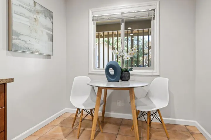 2315 Eastridge Avenue 724, Menlo Park, California 94025