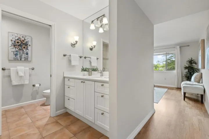 2315 Eastridge Avenue 724, Menlo Park, California 94025