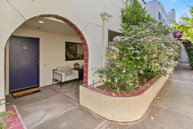 161 California Avenue K104, Palo Alto, California 94306