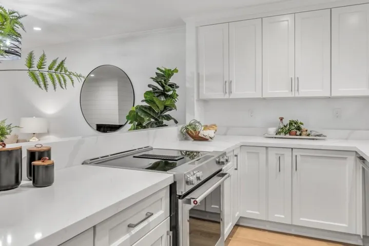 161 California Avenue K104, Palo Alto, California 94306