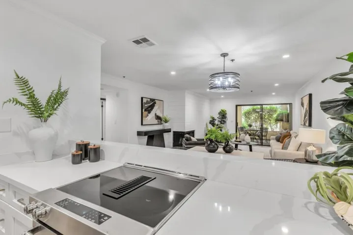 161 California Avenue K104, Palo Alto, California 94306