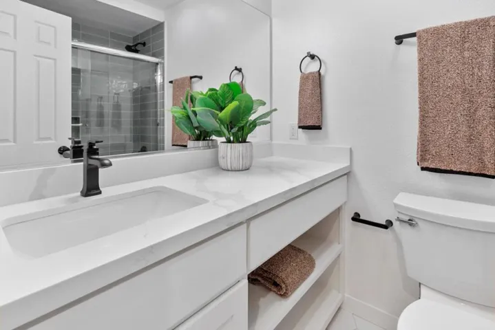 161 California Avenue K104, Palo Alto, California 94306