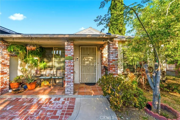 8225 Encino, Northridge, California 91325