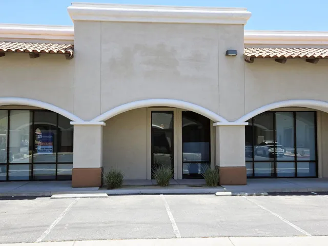 Suite G storefront