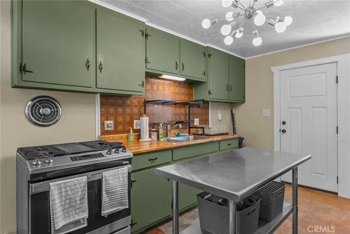 2157 Mariposa Lane, Big Bear City, California 92314
