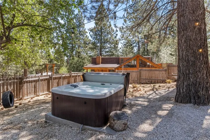 2157 Mariposa Lane, Big Bear City, California 92314