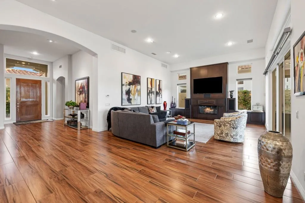 84-web-or-mls-AM4A3320 84-web-or-mls-AM4A3320