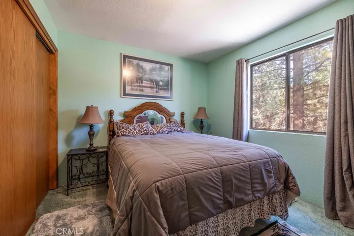 952 D, Big Bear City, California 92314