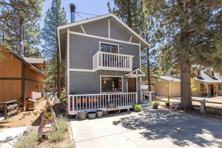 952 D, Big Bear City, California 92314