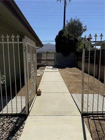 4645 Chicago, Riverside, California 92507