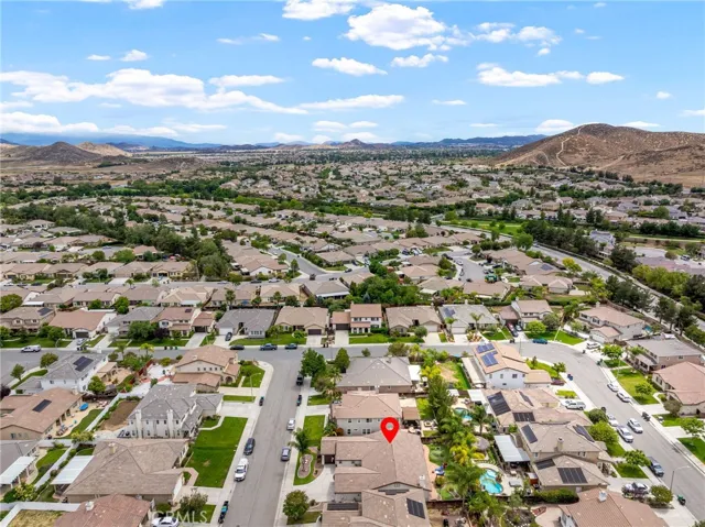 27977 River Shore Court, Menifee, California 92585