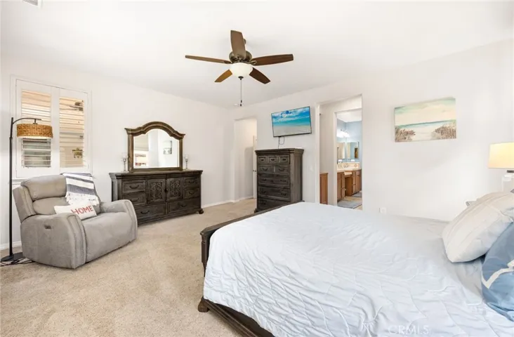 Primary Suite with En-Suite Bathroom and Walk-In Closet