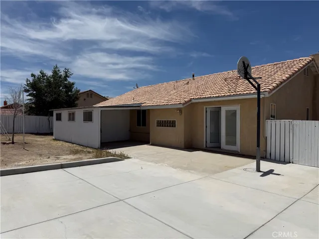12441 Petaluma, Victorville, California 92392