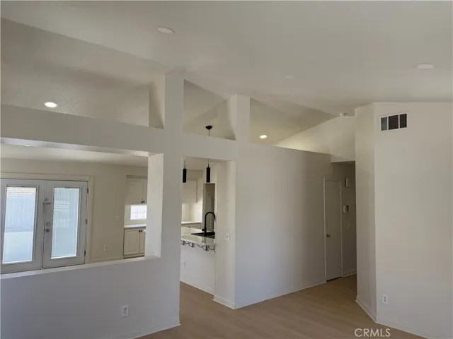 12441 Petaluma, Victorville, California 92392