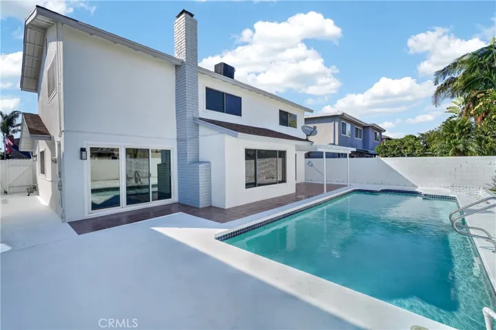 8212 Regency Street, La Palma, California 90623