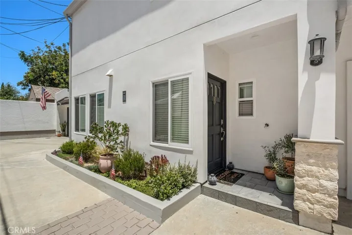 Unit B - Front Door