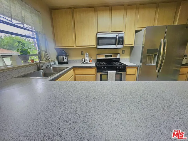 3622 Kalsman Drive 258 (aka 4, Los Angeles, California 90016
