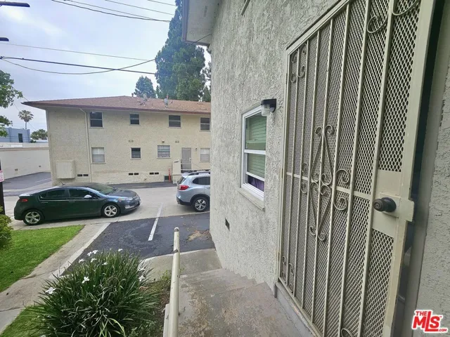 3622 Kalsman Drive 258 (aka 4, Los Angeles, California 90016