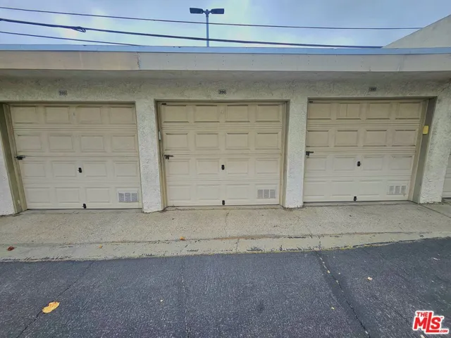 3622 Kalsman Drive 258 (aka 4, Los Angeles, California 90016