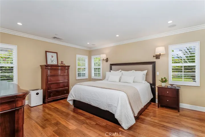 2895 Lorain Road, San Marino, California 91108