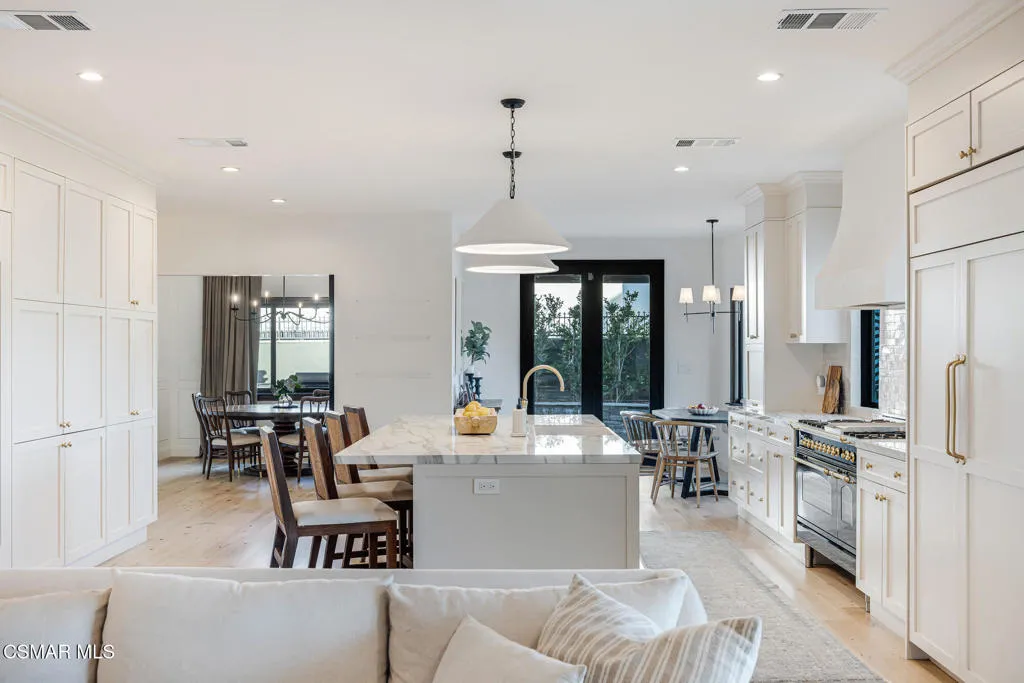 3420 Ridgeford Dr_DingmanMedia (43)