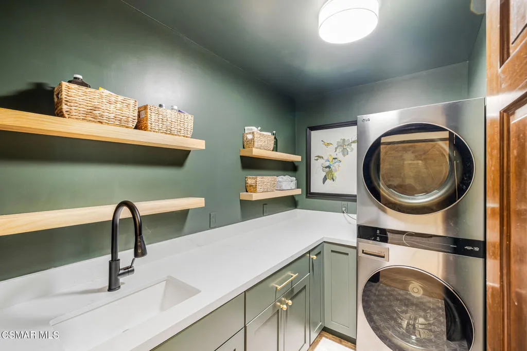 3420 Ridgeford Dr_DingmanMedia (15)