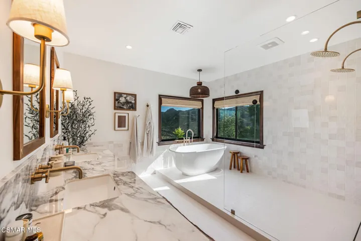 3420 Ridgeford Dr_DingmanMedia (53)
