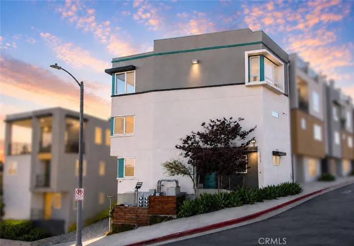 1025 White Knoll Drive, Los Angeles, California 90012